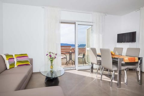 Apartments Vista Bol Apartment in Bol