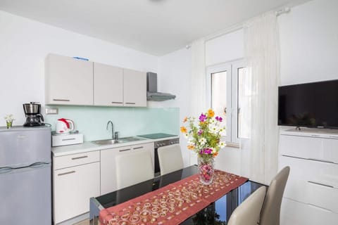 Apartments Vista Bol Apartment in Bol