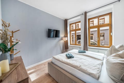 TV and multimedia, Bedroom