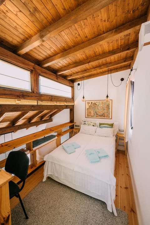 Floor plan, Bedroom, internet