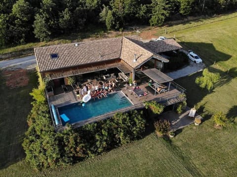 Natural landscape, Bird's eye view, Garden view, Pool view, Swimming pool, group of guests