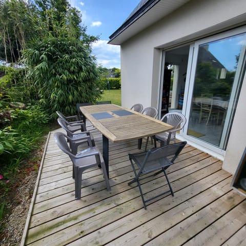 "Les 2 Pagaies" belle maison familiale au calme! House in Fouesnant