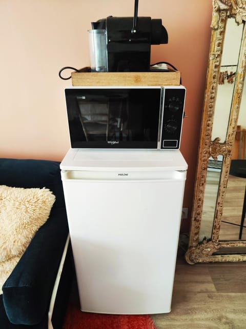 Coffee/tea facilities, minibar