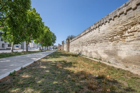 Neighbourhood