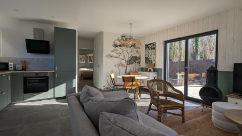 Living room, Dining area, kitchen