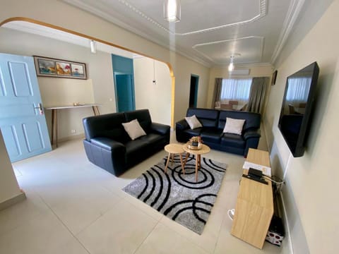 Property building, Seating area