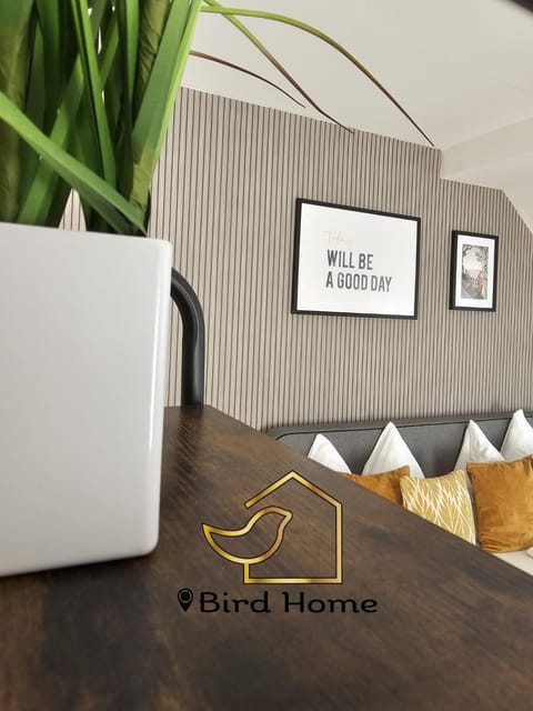 Bird Home Room 15 Apartment in Klagenfurt