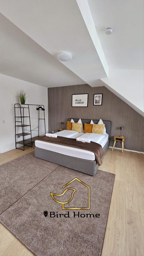 Bird Home Room 15 Apartment in Klagenfurt