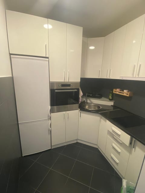 Kitchen or kitchenette, pet friendly