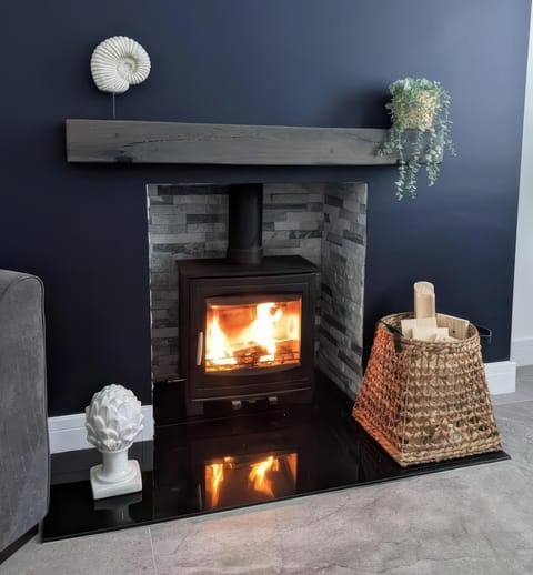 Living room, fireplace