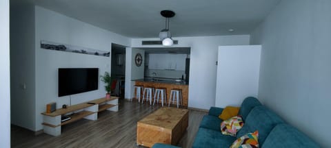 Communal lounge/ TV room, TV and multimedia, Living room, Seating area