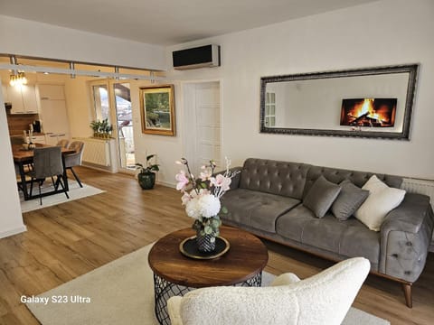 Apartment City View Apartment in Lika-Senj County