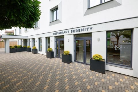 Property building, Street view