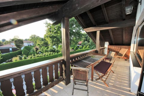 View (from property/room), Balcony/Terrace, Garden view