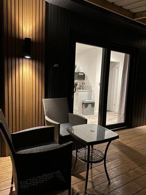 Property building, Seating area