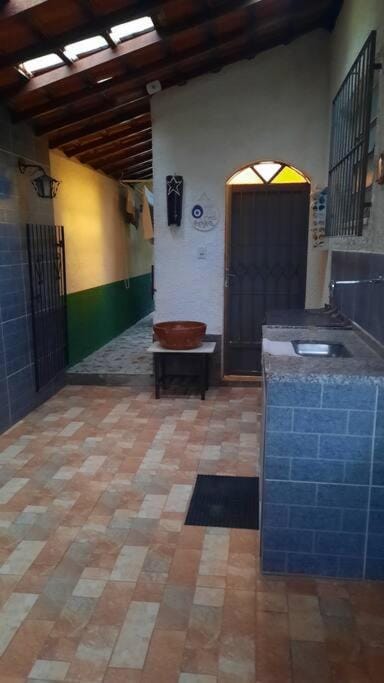 Curta a terra dos Dinos na casa verde House in Miguel Pereira