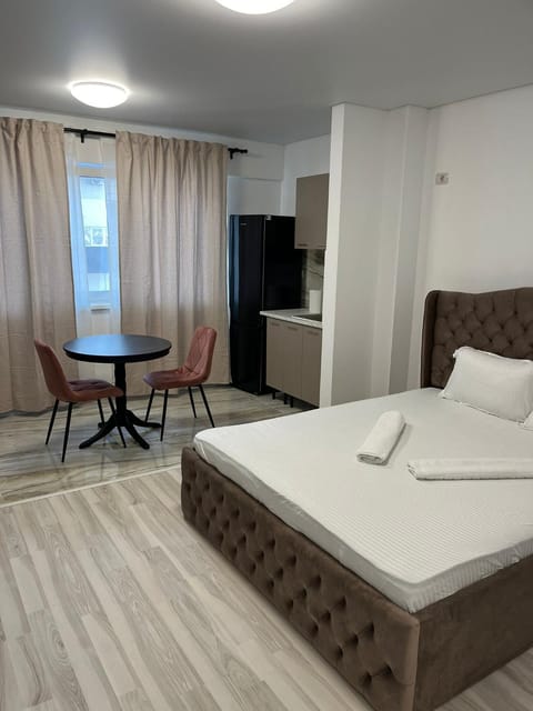 Seating area, Bedroom