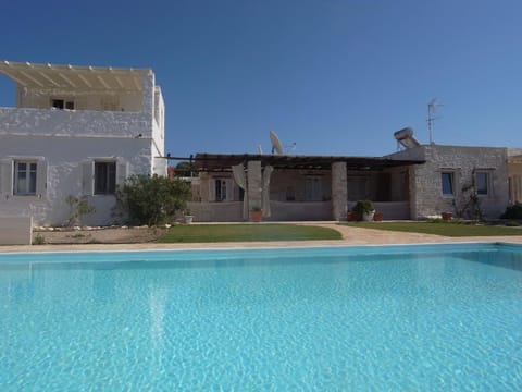 Facade/entrance, Swimming pool, Swimming pool