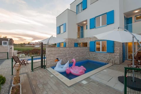 Villa Miri Lily House in Zadar County