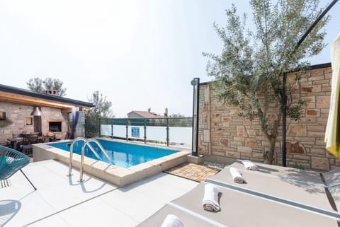 Vila Valencan 2b Villa in Peroj