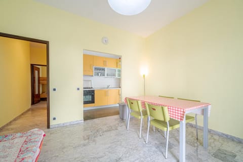 FAMILY House Apartment in Savona