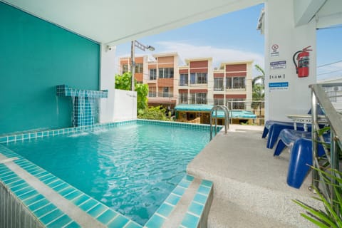 Property building, Swimming pool