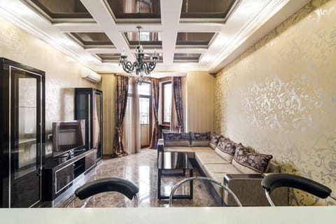 Communal lounge/ TV room, TV and multimedia, Living room, Seating area