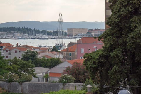 City view, Sea view