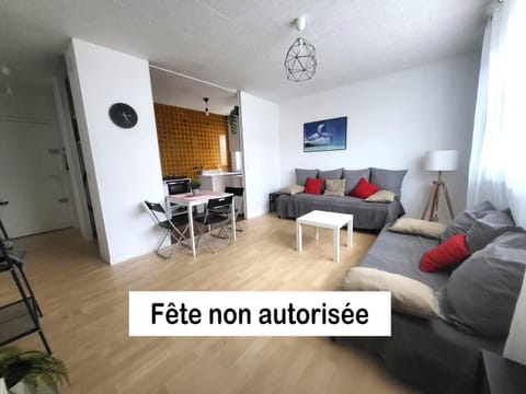 St-Quentin-en-Yvelines Plusieurs appartements avec parking Apartment in Île-de-France