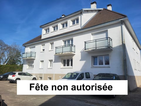 St-Quentin-en-Yvelines Plusieurs appartements avec parking Apartment in Île-de-France