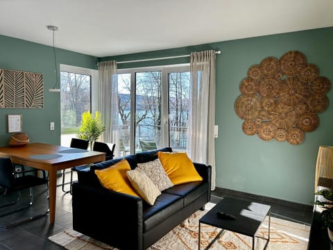 View (from property/room), View (from property/room), Dining area, Lake view