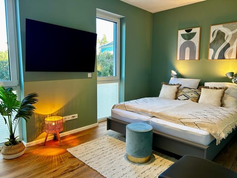 TV and multimedia, Bedroom