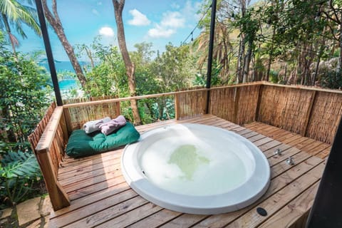 Natural landscape, Hot Tub, Sea view
