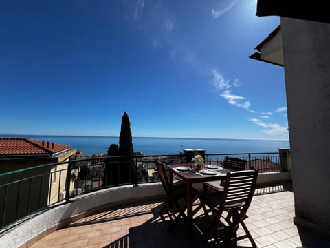 Balcony/Terrace, Breakfast