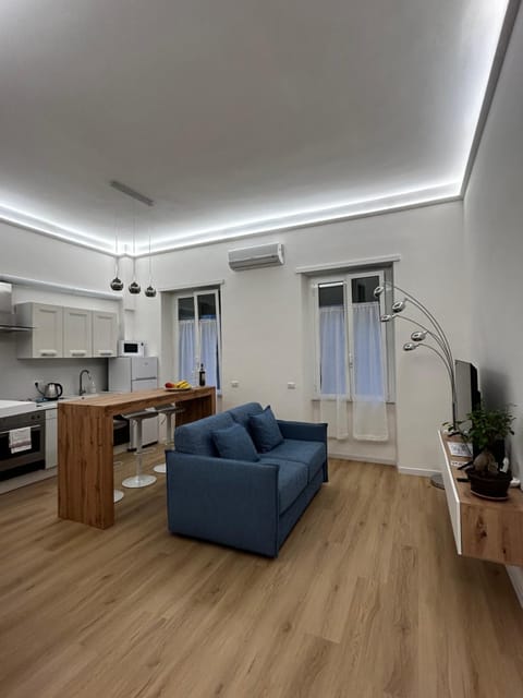 Communal lounge/ TV room, TV and multimedia, Living room, dishwasher, air conditioner