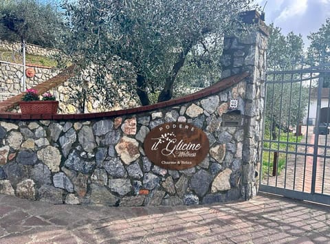 Podere il Glicine Wellness Charme & Relax House in La Spezia