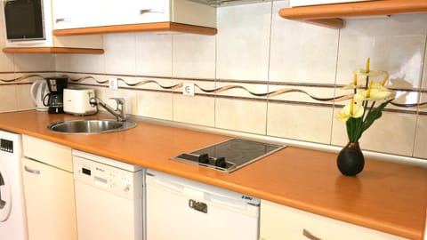 Plaza Madrid Central Apartment in Centro