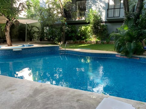 Property building, Swimming pool