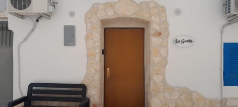 La Grotta Bed and Breakfast in Bari