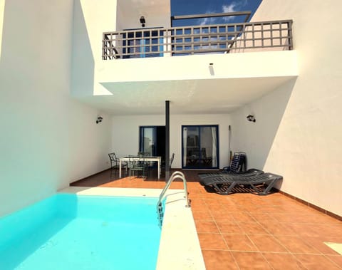 Patio, Balcony/Terrace, Swimming pool