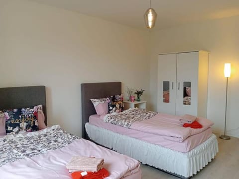 Bed, Photo of the whole room, Bedroom, towels, wardrobe