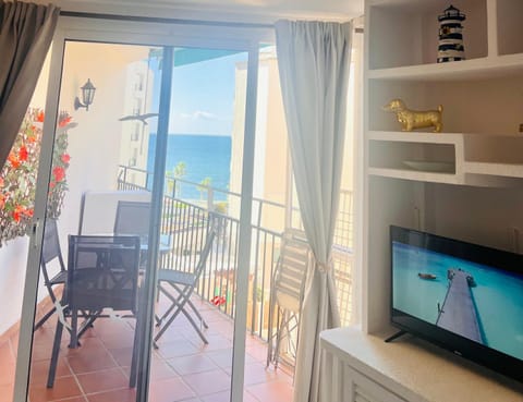 TV and multimedia, View (from property/room), Balcony/Terrace, Living room