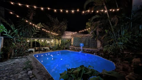 Swimming pool