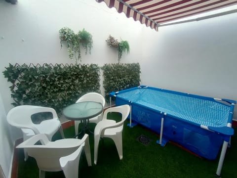 Patio, Swimming pool
