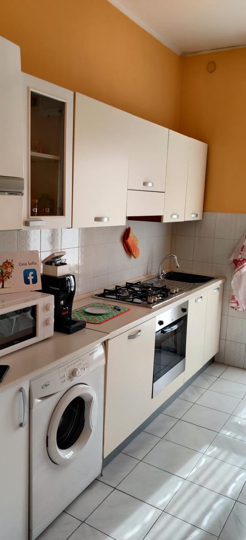 "Casa Sofia" appartamento Raffalda ZONA CLINICA Apartment in Piacenza