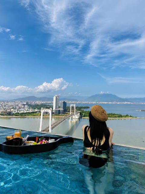 Pool view, Swimming pool