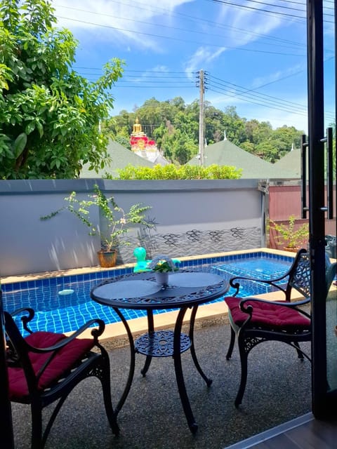 Landmark view, Pool view, Swimming pool