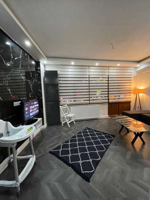 TV and multimedia, Photo of the whole room