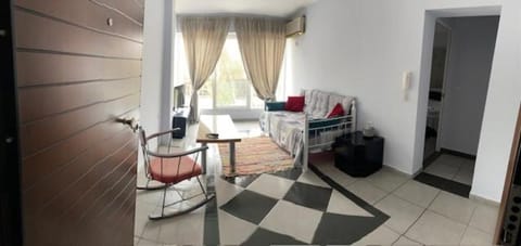 Bed, TV and multimedia, Living room, air conditioner