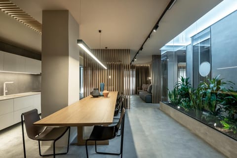 Kitchen or kitchenette, Living room, Seating area, Dining area